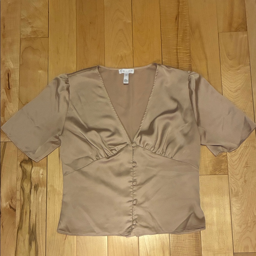 Leith Satin Short-Sleeve Button Front Top